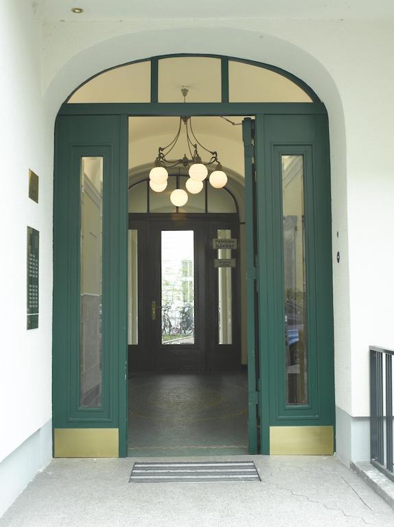 ברלין Hotel Garni Kleist Am Kurfuerstendamm מראה חיצוני תמונה